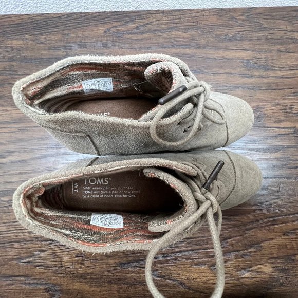 Toms Suede Wedge Lace Up Ankle Booties Women's Size 7 - Picture 11 of 12